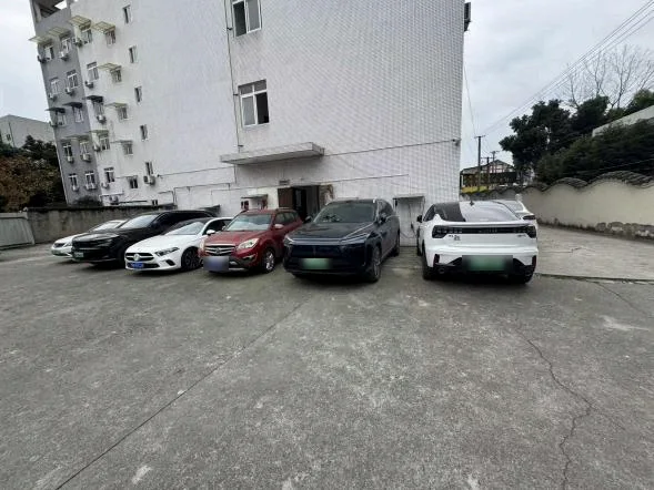 某街道智能钥匙柜多点运营项目 现场照片 3